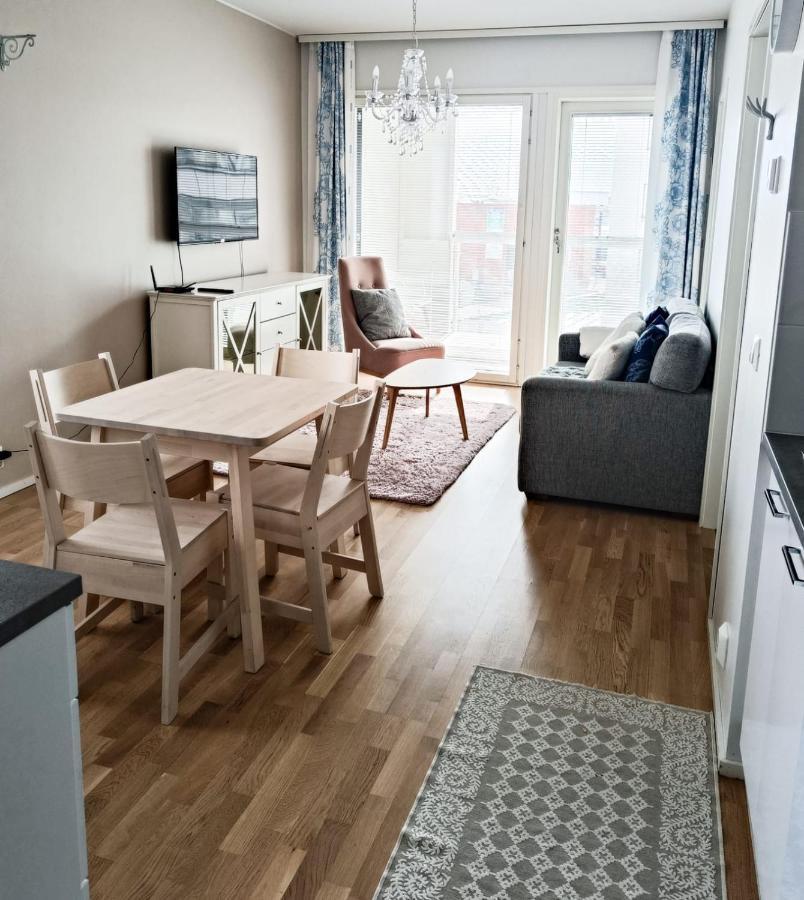 רובניימי North Path Apartments מראה חיצוני תמונה